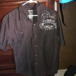 Men’s button up short sleeve shirt